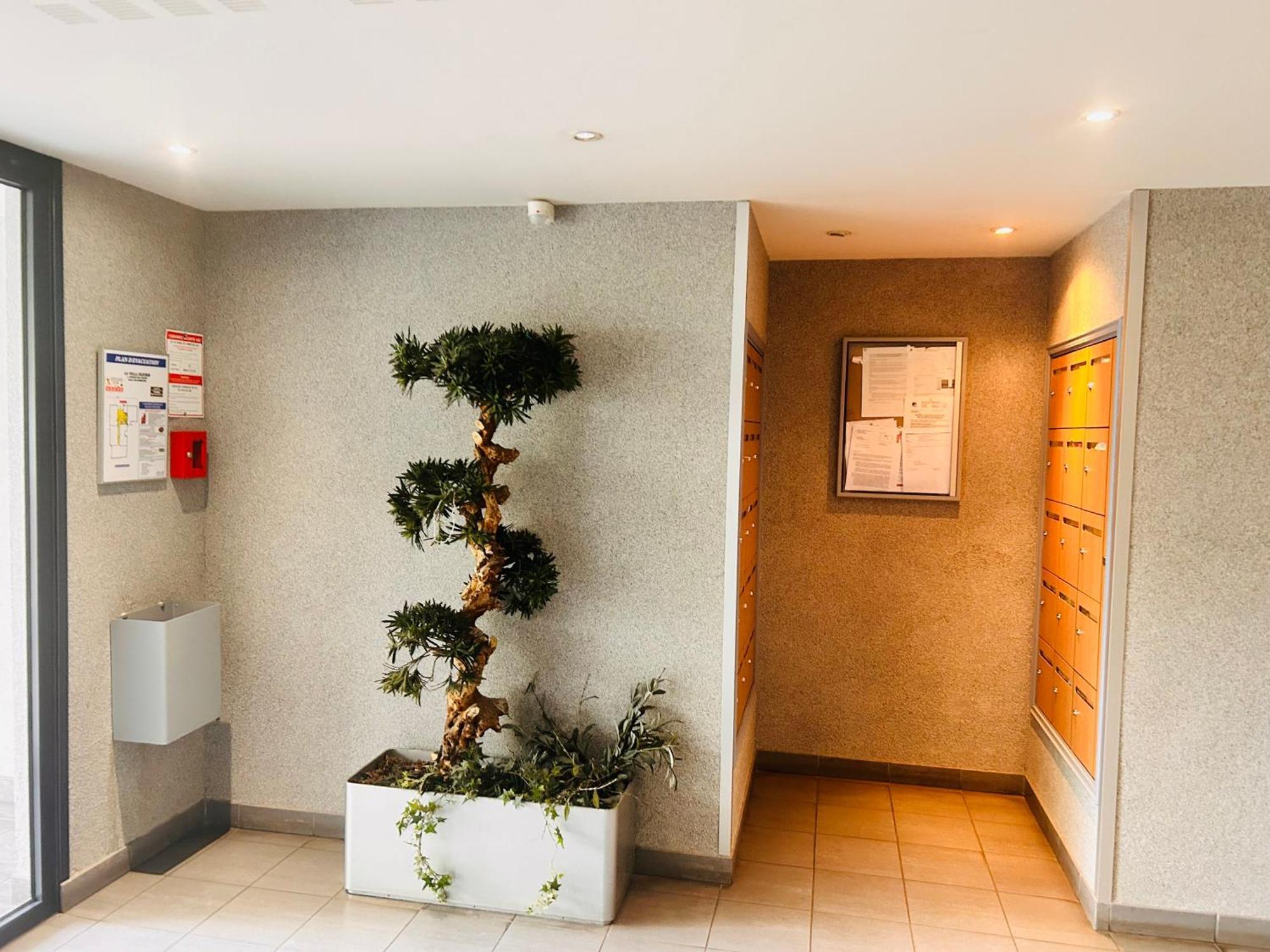 Chambre Prive Classe Villeurbanne Ngoại thất bức ảnh