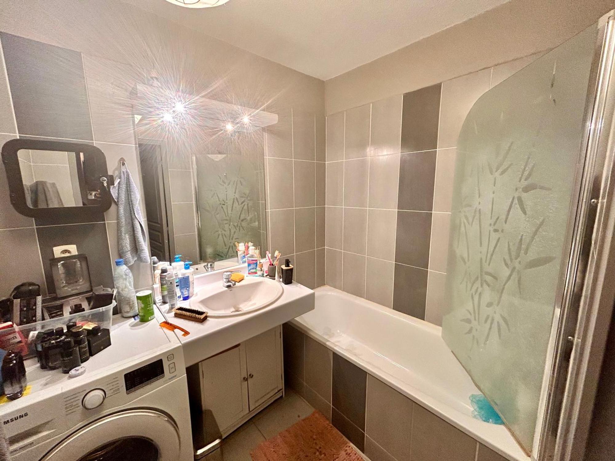 Chambre Prive Classe Villeurbanne Ngoại thất bức ảnh